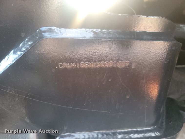 image for item JG9699 2013 Ditch Witch 410SX  trencher