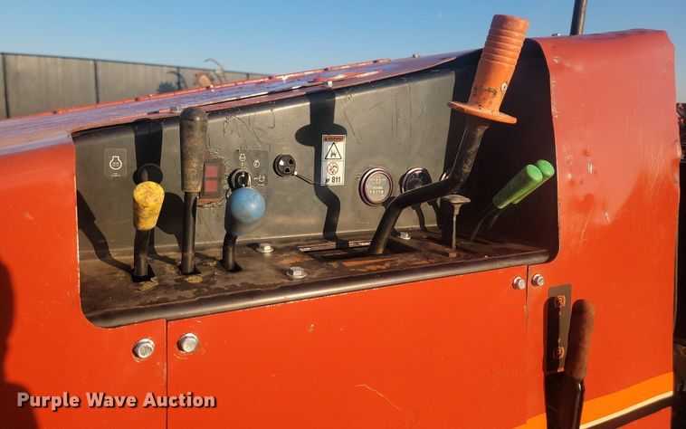 image for item JG9699 2013 Ditch Witch 410SX  trencher