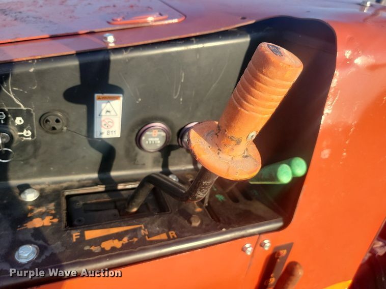 image for item JG9699 2013 Ditch Witch 410SX  trencher