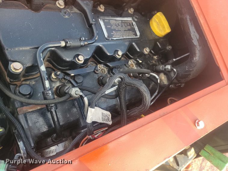 image for item JG9699 2013 Ditch Witch 410SX  trencher