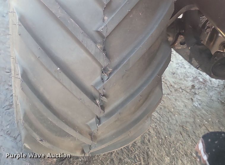 image for item JG9699 2013 Ditch Witch 410SX  trencher