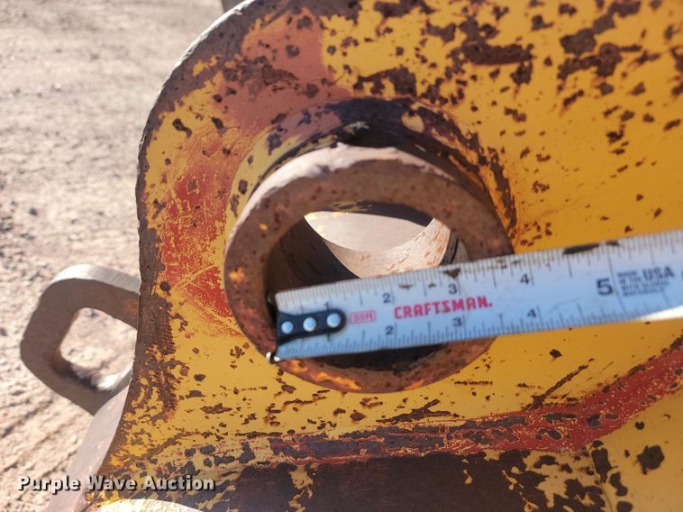 image for item JG9733 Excavator bucket