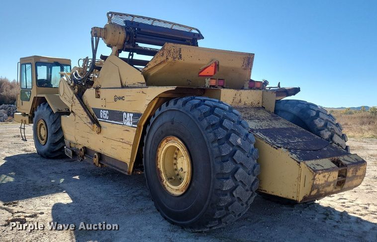 image for item JG9735 1999 Caterpillar 615C Series II  elevating scraper