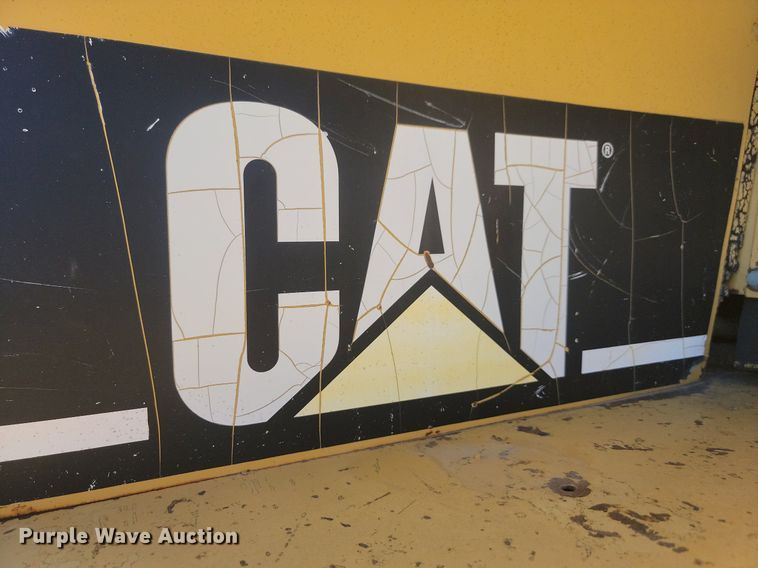 image for item JG9735 1999 Caterpillar 615C Series II  elevating scraper