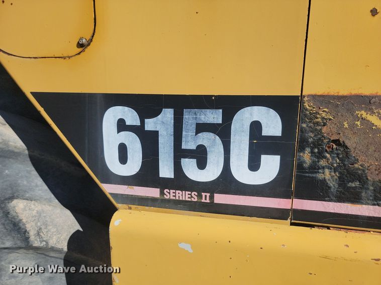 image for item JG9735 1999 Caterpillar 615C Series II  elevating scraper