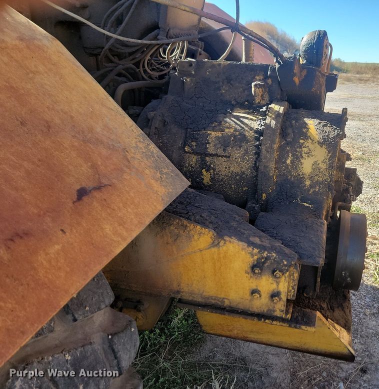 image for item JG9736 1989 Caterpillar 615C  elevating scraper