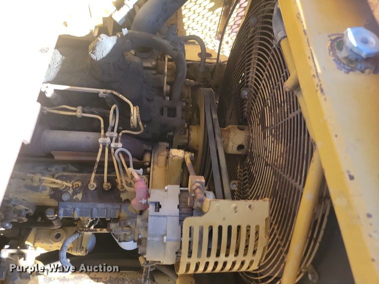 image for item JG9736 1989 Caterpillar 615C  elevating scraper