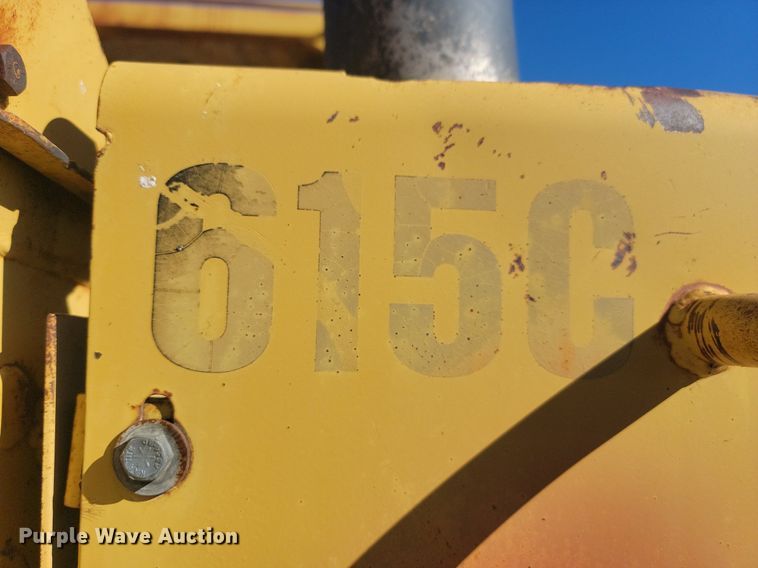 image for item JG9736 1989 Caterpillar 615C  elevating scraper