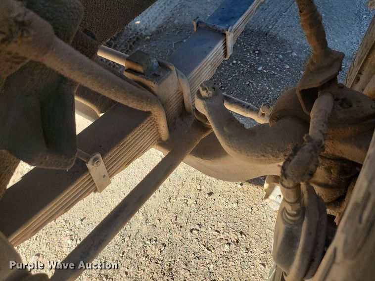 image for item JG9737 1982 Ford LT8000  dump truck