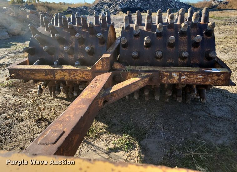 image for item JG9740 Sheepsfoot roller