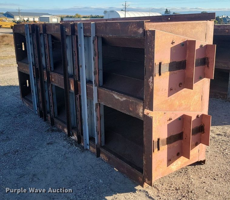 image for item JG9743 (3) Jersey Barrier concrete forms