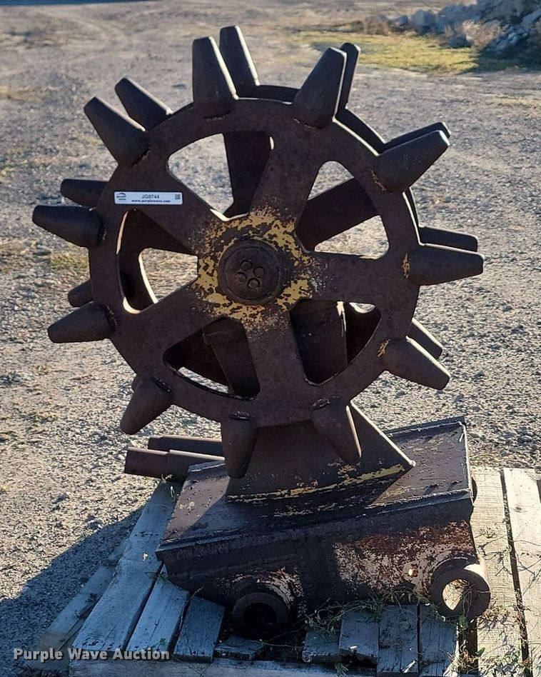 image for item JG9744 Compaction wheel