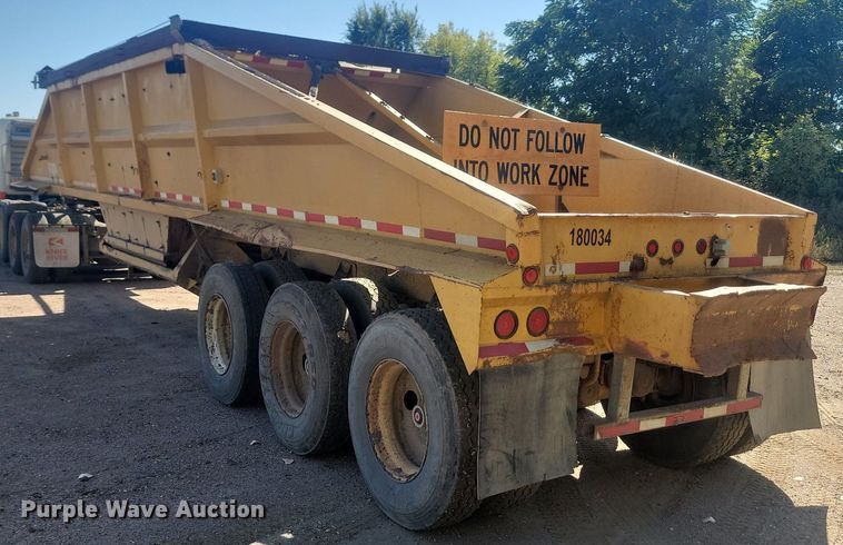 image for item JG9779 1996 Corn Belt Mfg.  bottom dump trailer