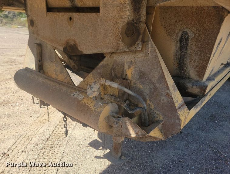 image for item JG9779 1996 Corn Belt Mfg.  bottom dump trailer