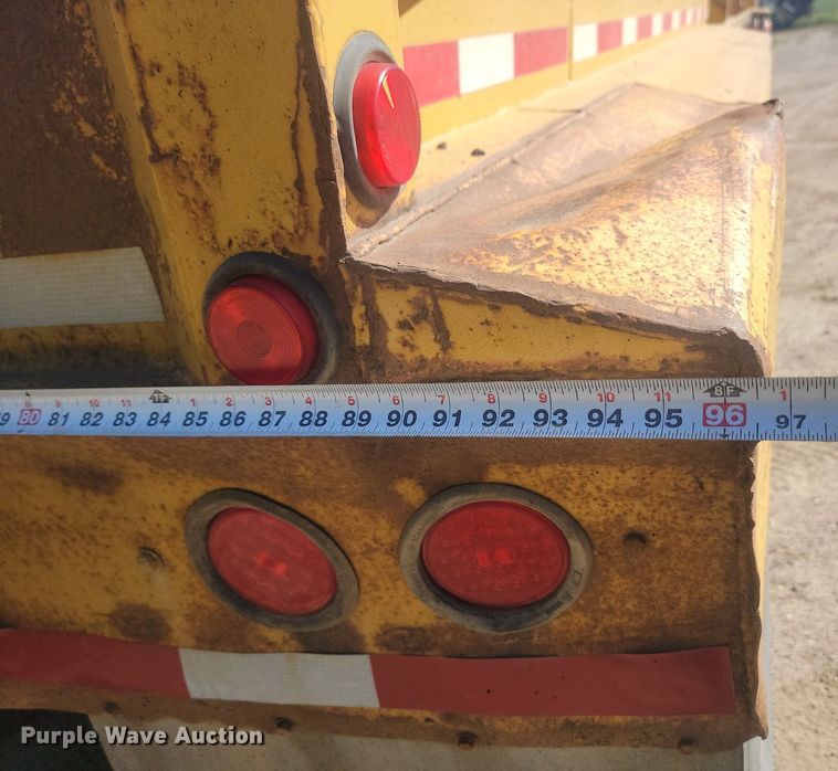 image for item JG9779 1996 Corn Belt Mfg.  bottom dump trailer