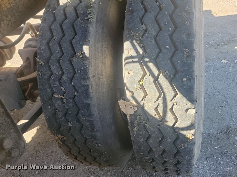 image for item JG9779 1996 Corn Belt Mfg.  bottom dump trailer