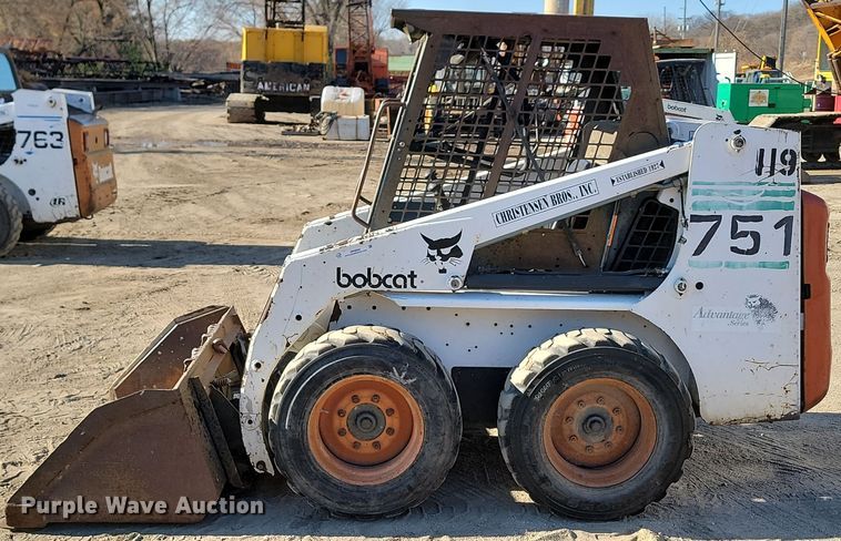image for item JW9565 1999 Bobcat 751  skid steer loader