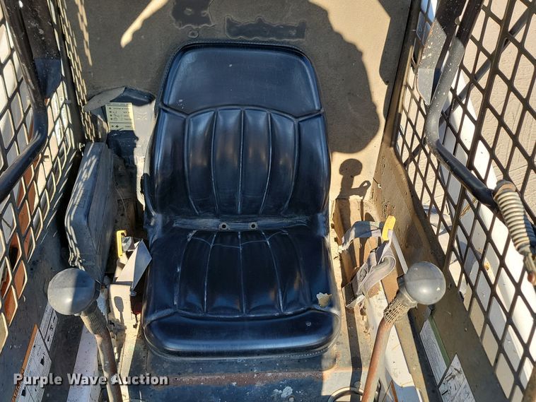 image for item JW9565 1999 Bobcat 751  skid steer loader