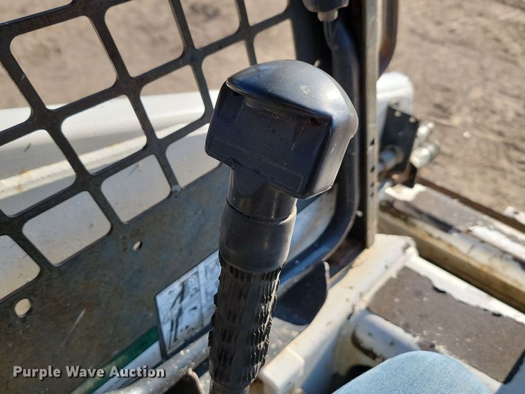 image for item JW9565 1999 Bobcat 751  skid steer loader