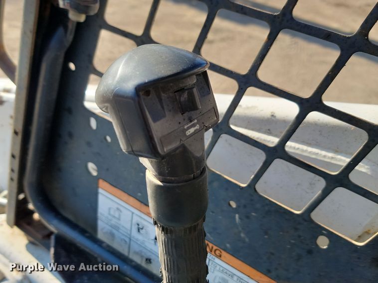 image for item JW9565 1999 Bobcat 751  skid steer loader