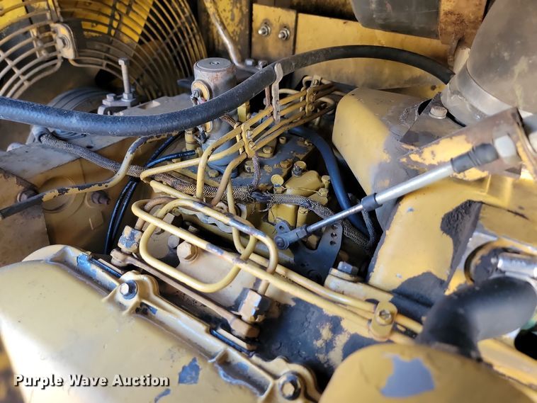 image for item JW9566 1991 Caterpillar 231D LC  excavator