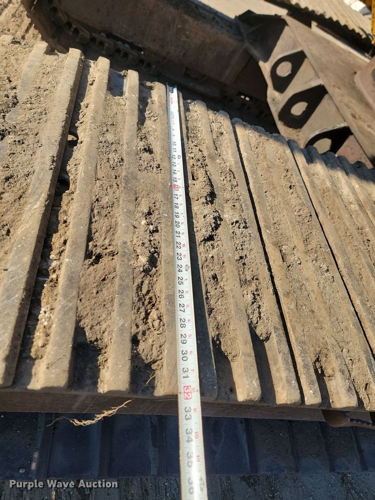 image for item JW9566 1991 Caterpillar 231D LC  excavator