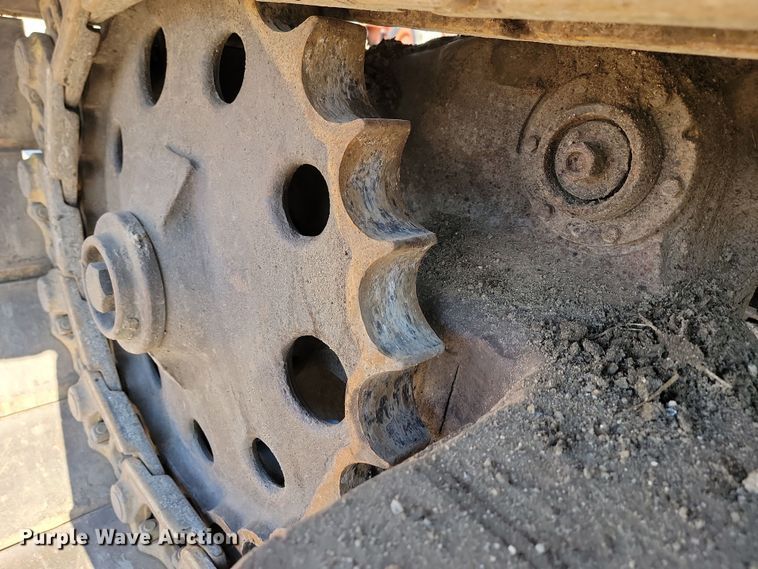 image for item JW9566 1991 Caterpillar 231D LC  excavator