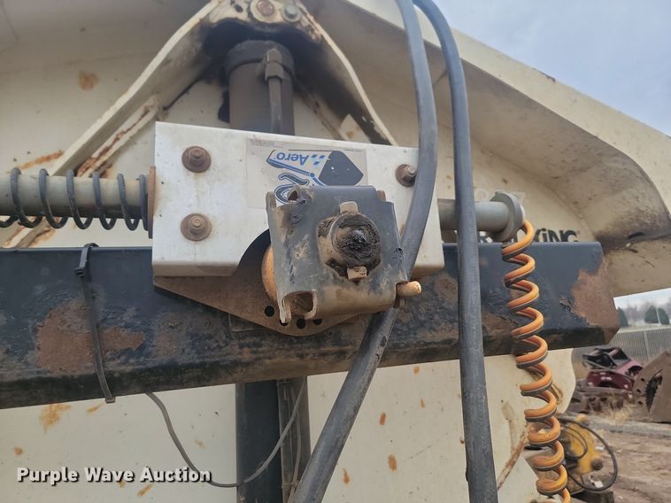 image for item JW9571 2011 Trail King TK60SSD-433  side dump trailer