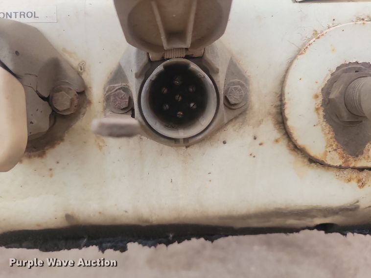 image for item JW9571 2011 Trail King TK60SSD-433  side dump trailer