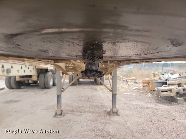 image for item JW9571 2011 Trail King TK60SSD-433  side dump trailer