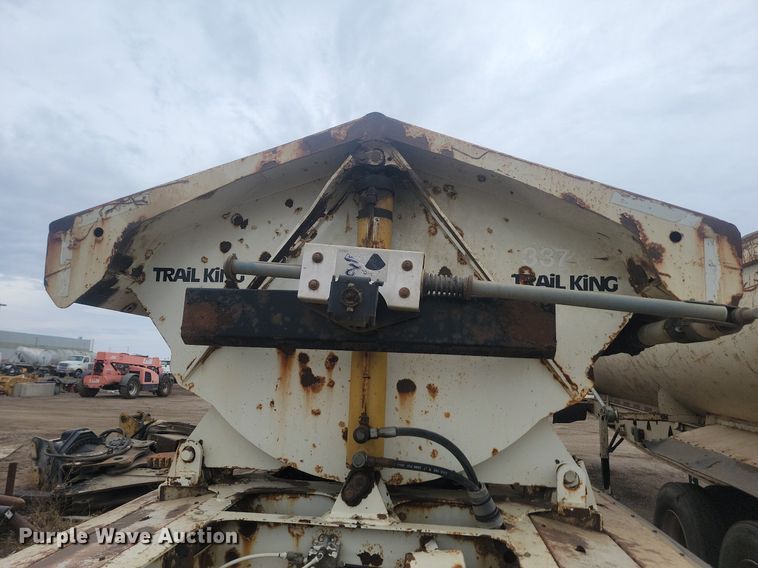 image for item JW9571 2011 Trail King TK60SSD-433  side dump trailer