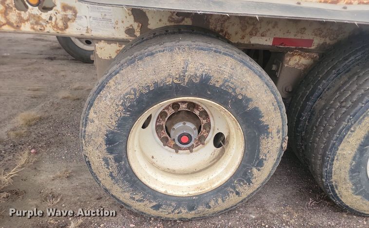 image for item JW9571 2011 Trail King TK60SSD-433  side dump trailer