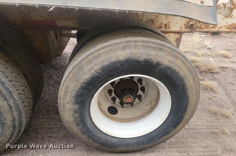 image for item JW9571 2011 Trail King TK60SSD-433  side dump trailer