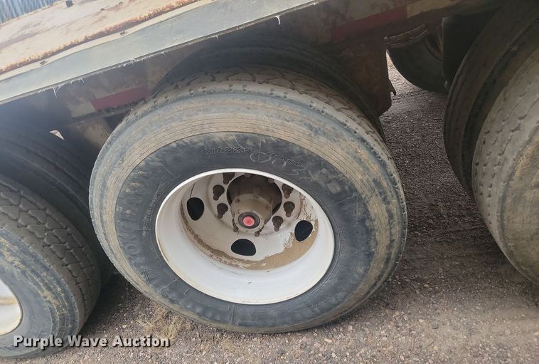 image for item JW9571 2011 Trail King TK60SSD-433  side dump trailer