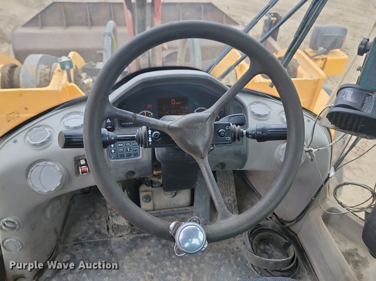image for item JW9572 2012 Volvo L150G  wheel loader