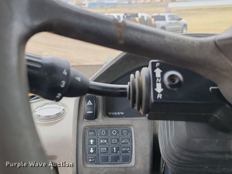 image for item JW9572 2012 Volvo L150G  wheel loader