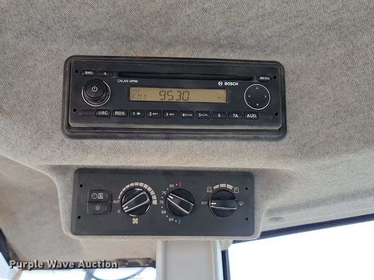 image for item JW9572 2012 Volvo L150G  wheel loader