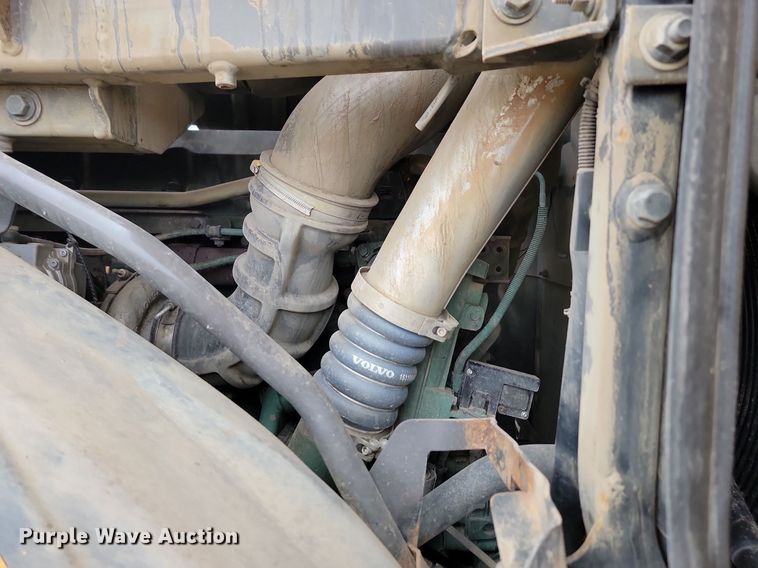 image for item JW9572 2012 Volvo L150G  wheel loader