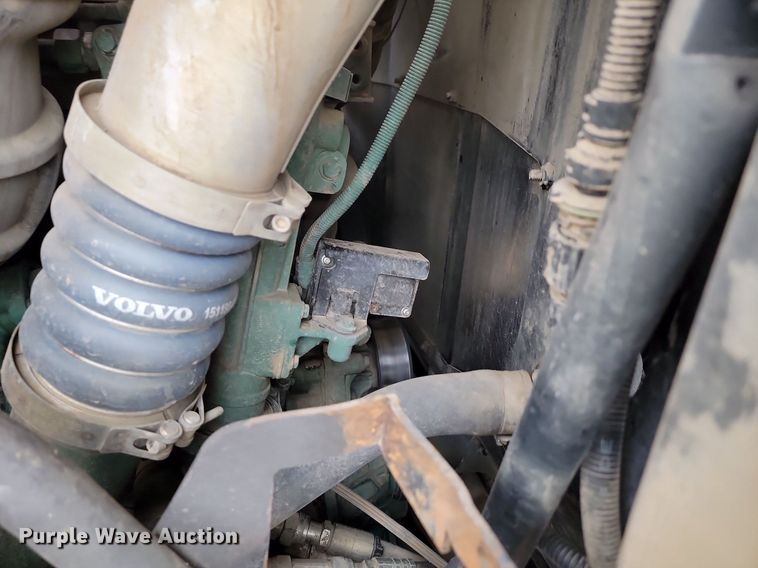 image for item JW9572 2012 Volvo L150G  wheel loader