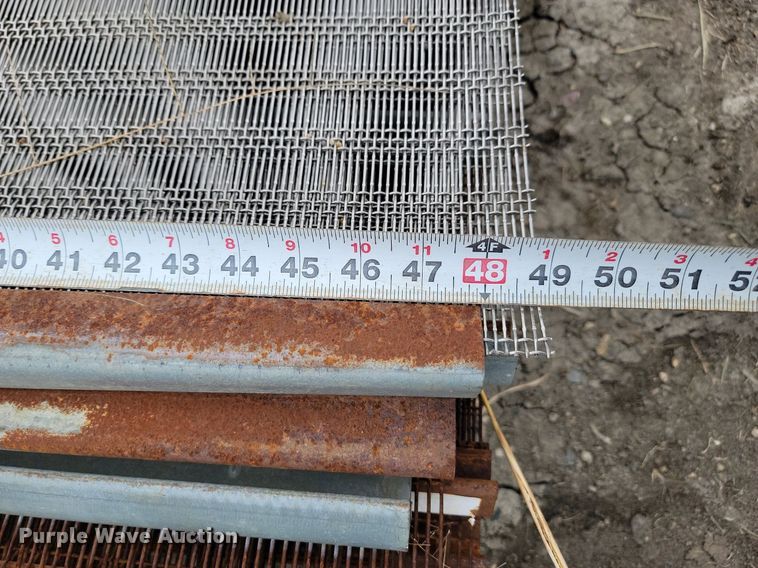 image for item JW9573 Approximately 115 aggregate screens