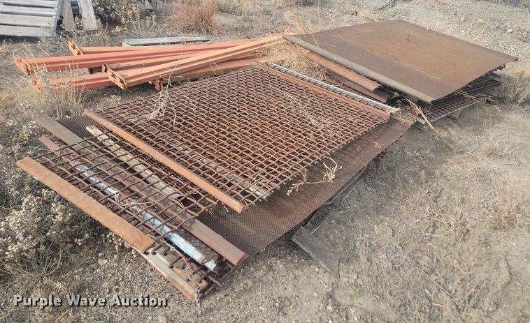 image for item JW9573 Approximately 115 aggregate screens