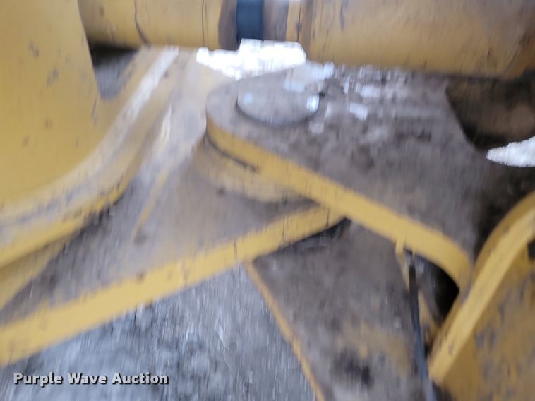 image for item JW9575 2010 Caterpillar 980H  wheel loader