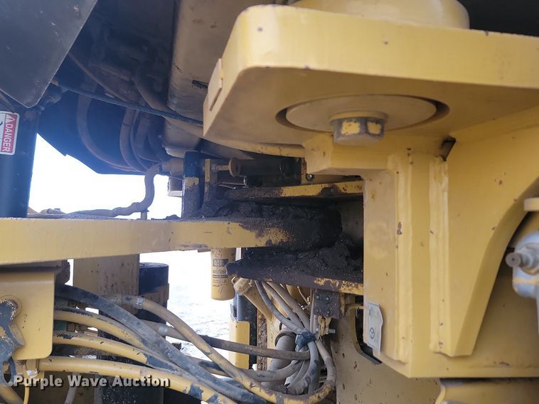 image for item JW9575 2010 Caterpillar 980H  wheel loader