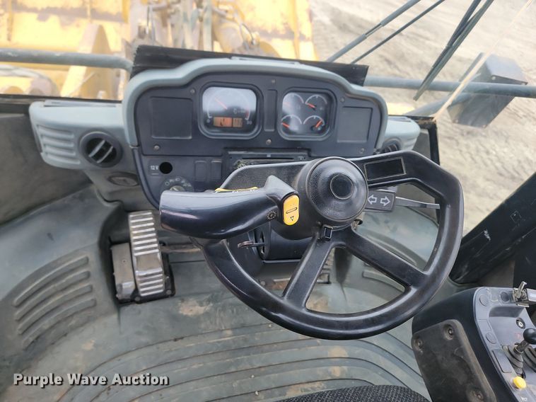 image for item JW9575 2010 Caterpillar 980H  wheel loader