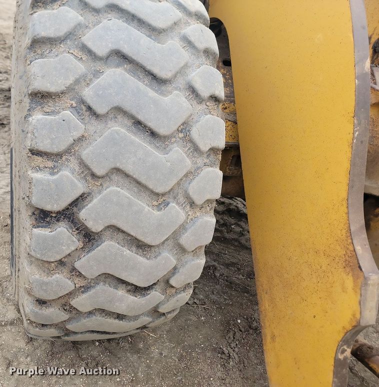 image for item JW9575 2010 Caterpillar 980H  wheel loader