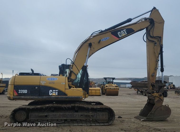 image for item JW9576 2007 Caterpillar 320D  excavator