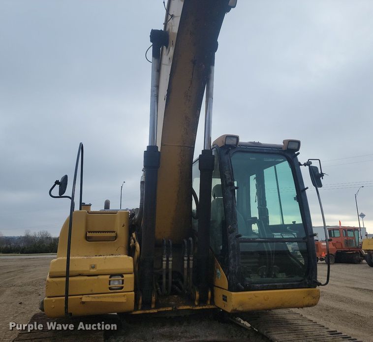 image for item JW9576 2007 Caterpillar 320D  excavator
