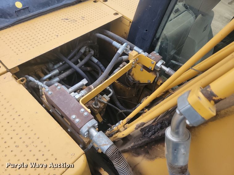 image for item JW9576 2007 Caterpillar 320D  excavator