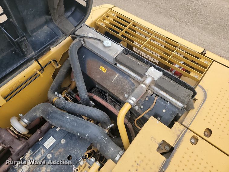 image for item JW9576 2007 Caterpillar 320D  excavator