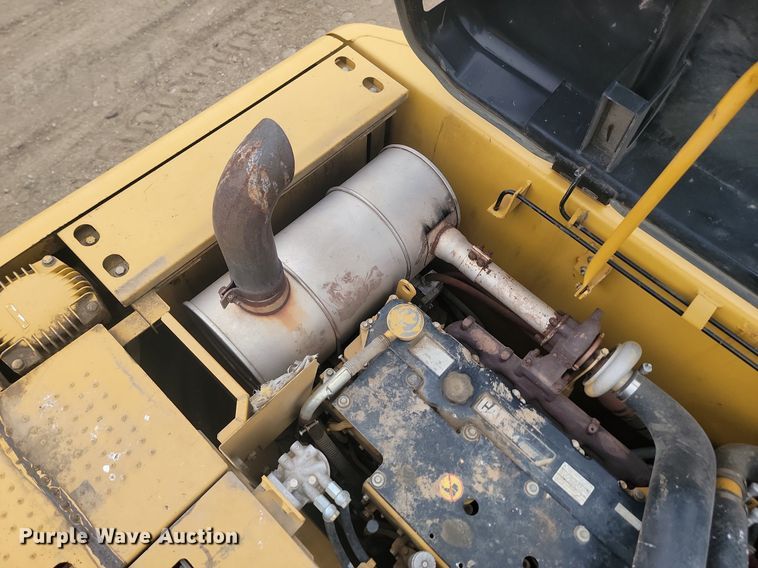 image for item JW9576 2007 Caterpillar 320D  excavator